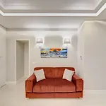 S&t Luxury House In Plebiscito Square Appartement *