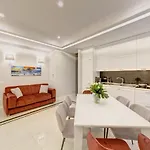 S&t Luxury House In Plebiscito Square Appartement *