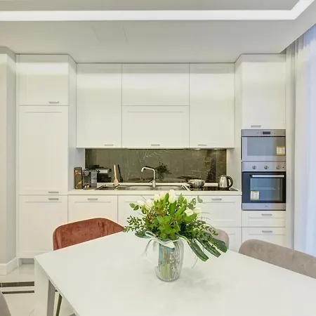 S&t Luxury House In Plebiscito Square Daire *
