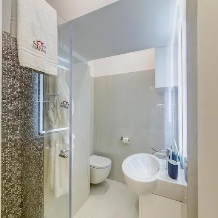 Daire S&t Luxury House In Plebiscito Square *